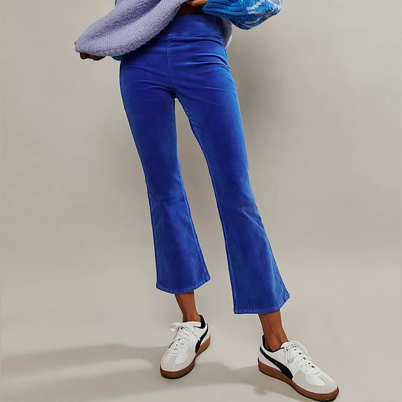 NEW Free People In My Feelings Velvet Crop Slim Flare Pants - Picture 1 of 8